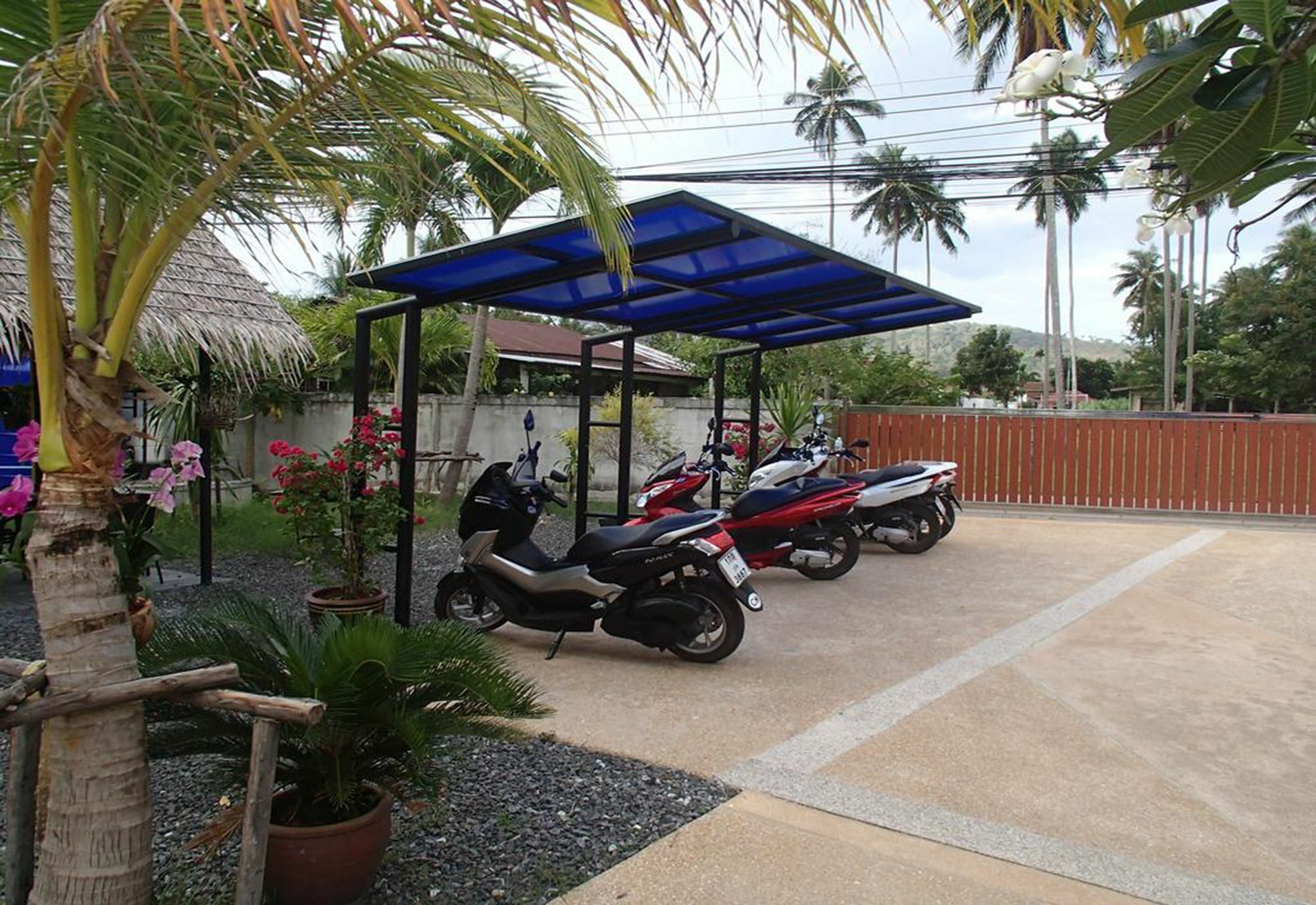 Coconoi Residence Nai Harn Exteriör bild